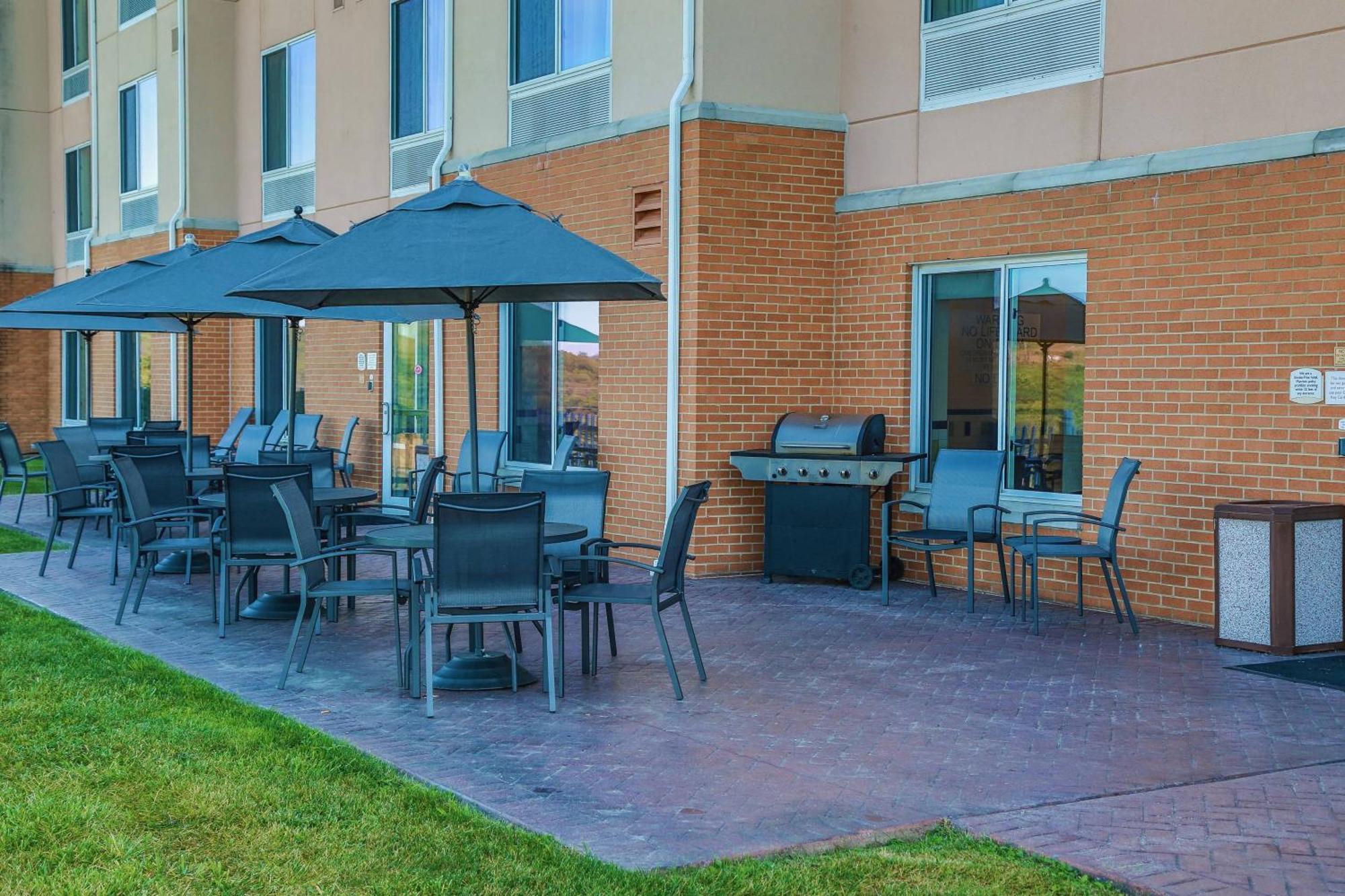 Fairfield Inn By Marriott Morgantown Exterior foto