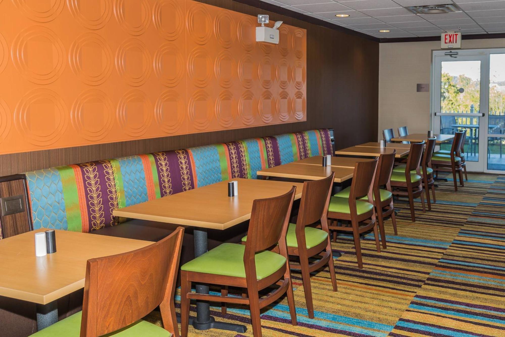 Fairfield Inn By Marriott Morgantown Exterior foto